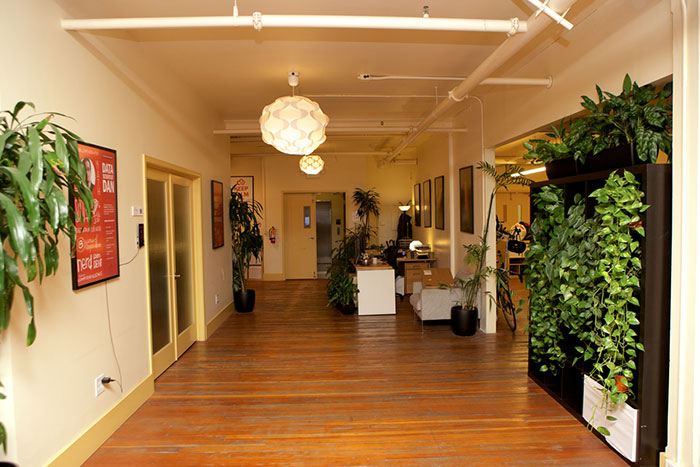 小型辦公室設(shè)計方案,簡約辦公室裝修,廣州裝修設(shè)計公司,辦公室設(shè)計.jpg 小型辦公室設(shè)計方案,簡約辦公室裝修,廣州裝修設(shè)計公司,辦公室設(shè)計.jpg