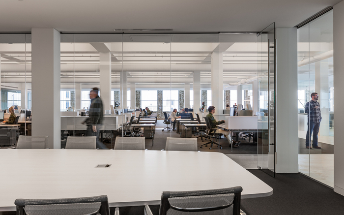 簡約辦公室設計,美妝行業(yè)辦公設計,廣州裝飾公司,海博裝飾.jpg 簡約辦公室設計,美妝行業(yè)辦公設計,廣州裝飾公司,海博裝飾.jpg