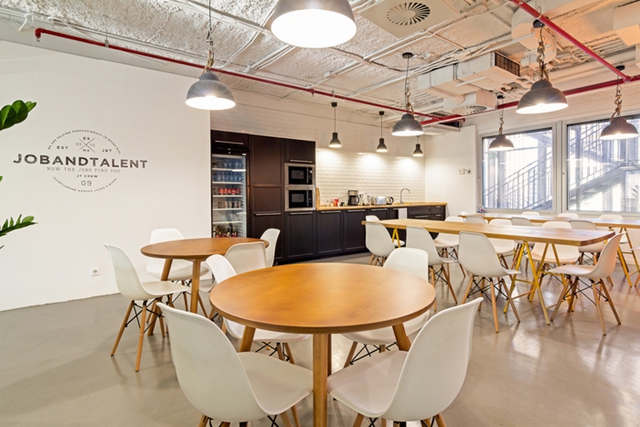 工業(yè)風裝修設計,廣州裝飾公司,簡潔辦公室設計,海博裝飾.jpg 工業(yè)風裝修設計,廣州裝飾公司,簡潔辦公室設計,海博裝飾.jpg