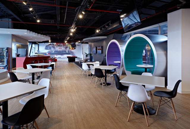 現代時尚辦公室裝修設計.jpg 現代時尚辦公室裝修設計.jpg